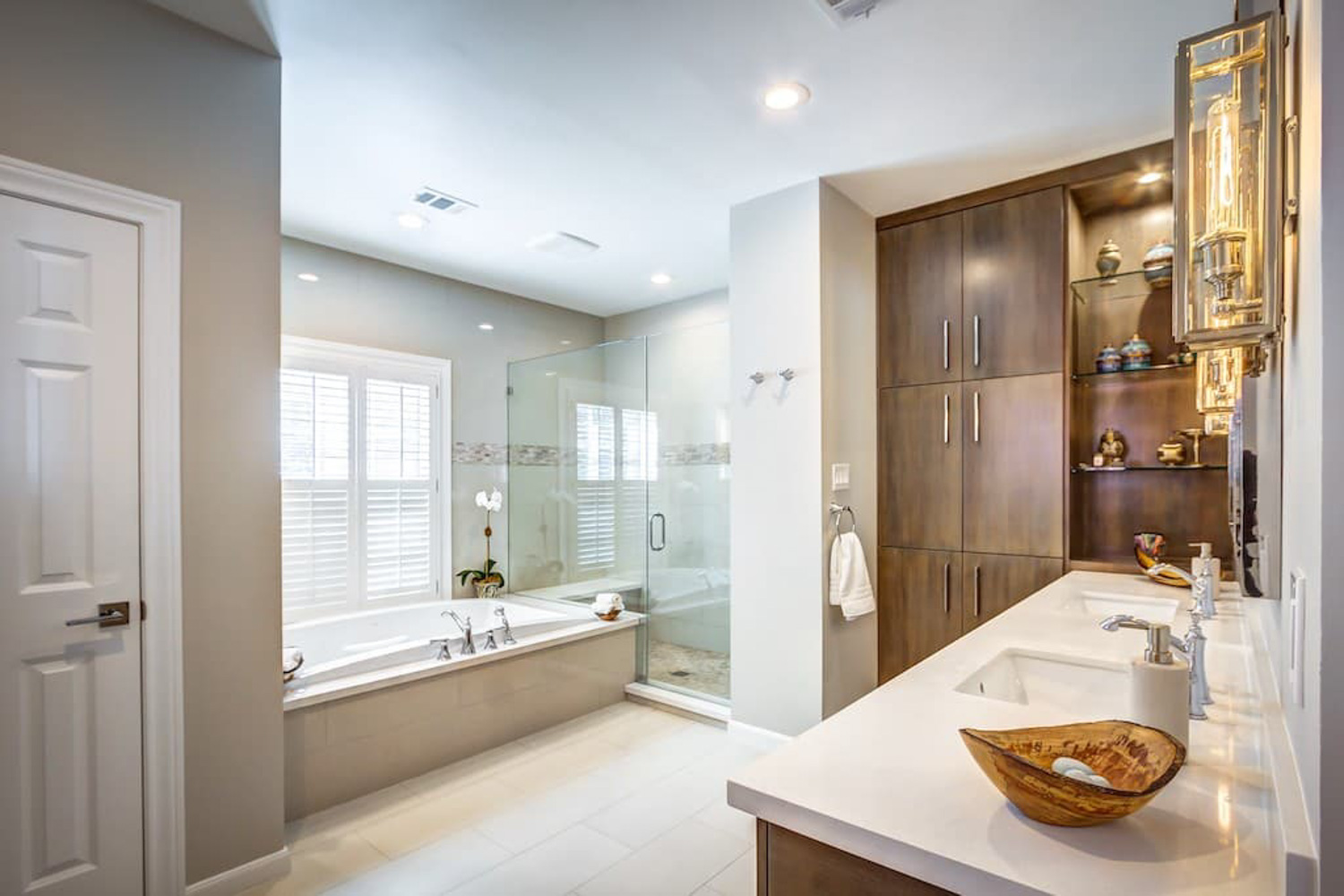 beautiful custom bathroom in houston