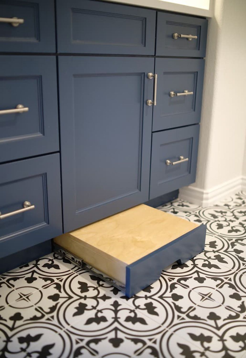 Morales-Brothers_Houston-custom-cabinets-23