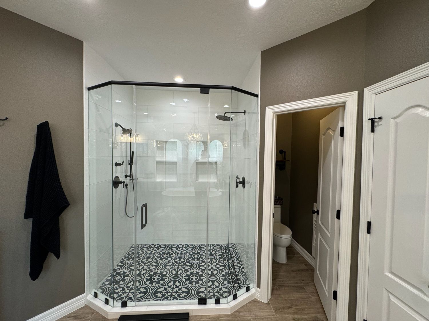 Morales-Brothers_Houston-Bathroom-Remodeling-19