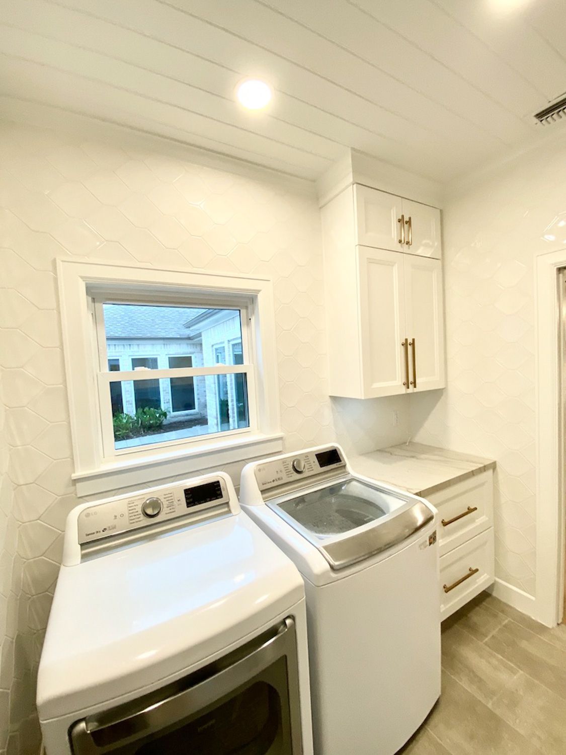 Morales-Brothers_Houston-custom-cabinets-56