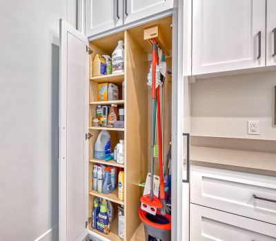 Morales-Brothers_Houston-custom-cabinets-40