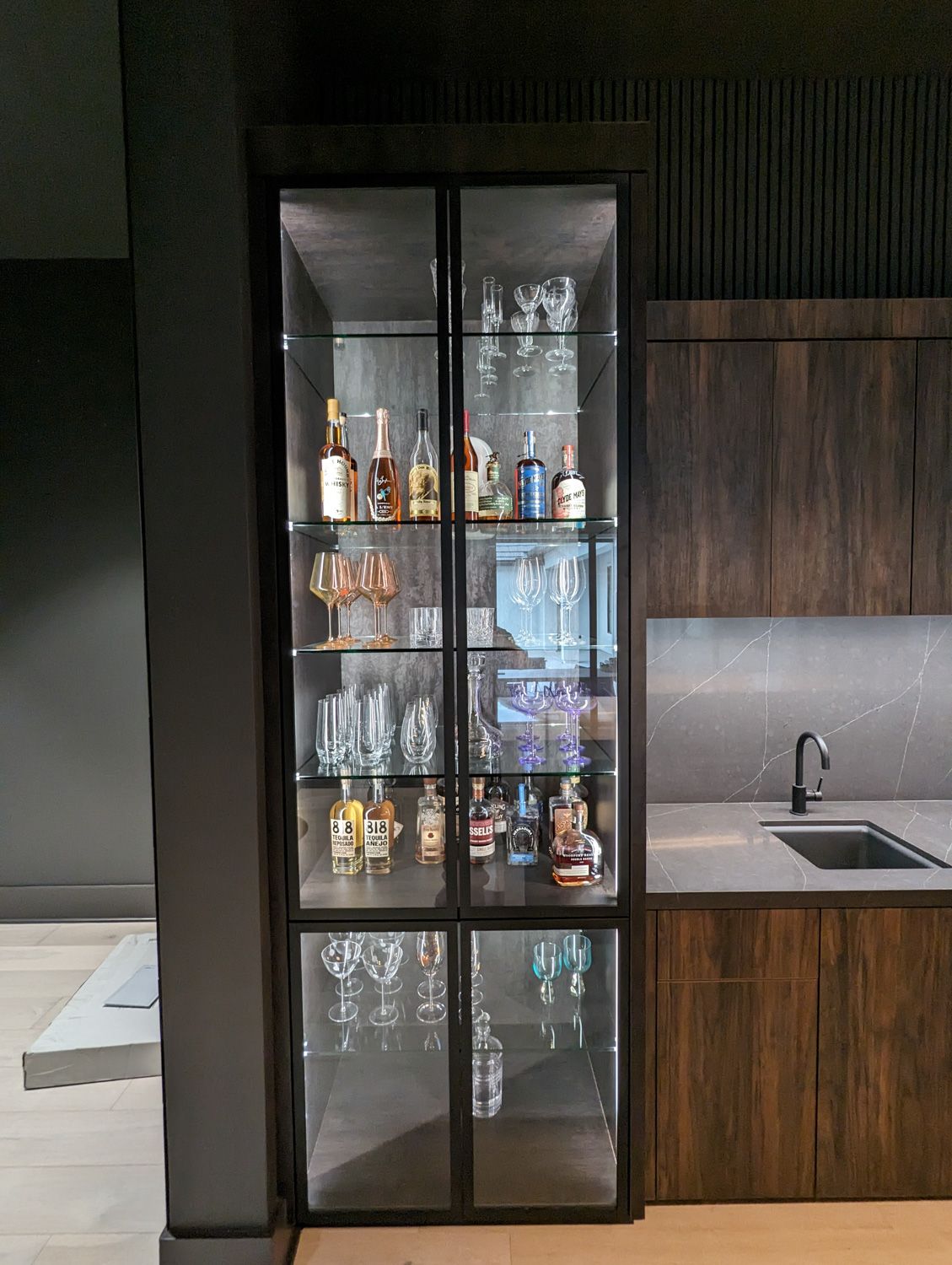 Morales-Brothers_Houston-custom-cabinets-48